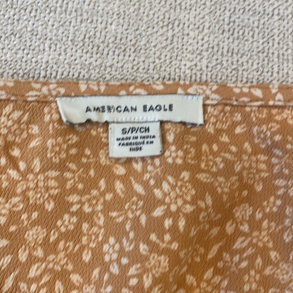 American Eagle top - Picture 4 of 4
